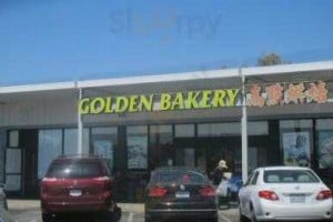 Golden Bakery outside
