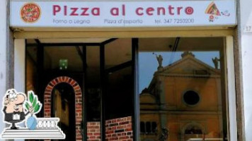 Pizza Al Centro inside