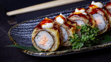 Tamaki Sushi inside