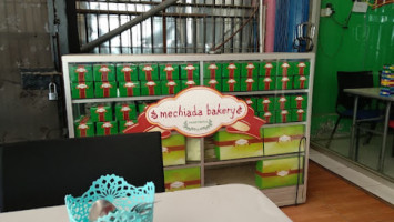 Mechiada Bakery Cafe inside