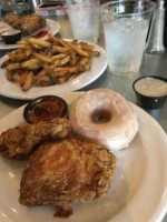 Harold's Chicken, Whiskey Donut food