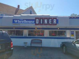 Wheelhouse Diner outside