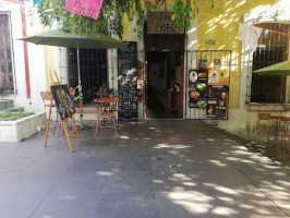 Café La Antigua inside