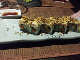 Mya Sushi food