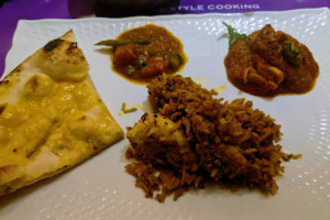 Maharajah Indian Cuisine food