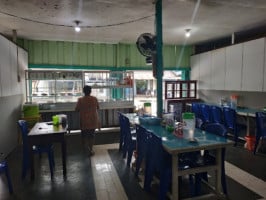 Warung Makan Jawa Solo Sarinah inside