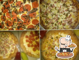 Nova Pizza La Mira. food