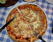 Pizzeria Highway food