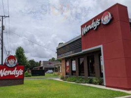 Wendy's outside