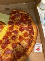 Giant Pizza King Linda Vista food