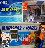 Mariscos 7 Mares outside