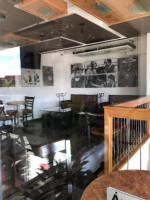 Degas Cafe inside