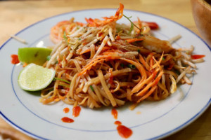 Moo Thai food