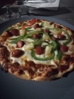 Titi Pizz food