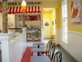 Gofer Ice Cream inside