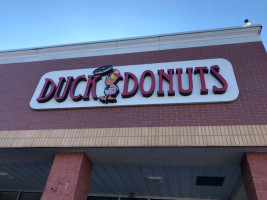 Duck Donuts food