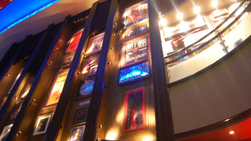 Hard Rock Cafe Lisboa inside