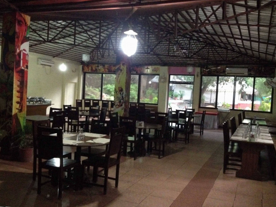 restaurant image