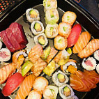 L'escale Sushi food