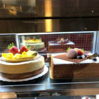 85c Bakery Cafe food