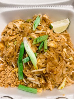 Krung Thai Street Grill food