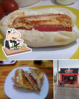 Pepe's Hamburguesas Hot Dog food