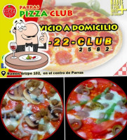 Parras Pizza Club food