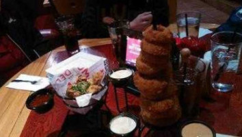 Red Robin Gourmet Burgers And Brews food