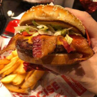 Red Robin Gourmet Burgers And Brews food