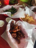 65th Ave. Wing Shack food