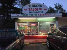 Tijuana Tacos Vi outside