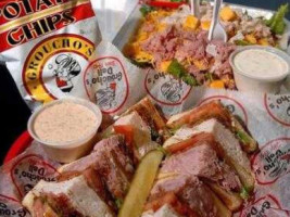 Groucho's Deli food