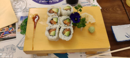 Sushikita food