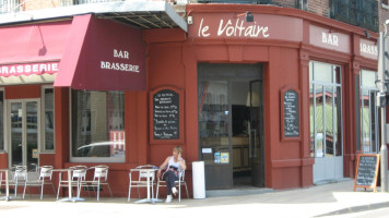 Brasserie Le Voltaire food