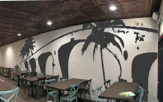 Cafe X2o, South Pasadena inside