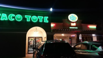 Taco Tote outside