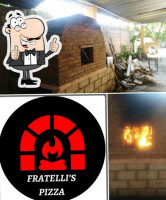 Fratelli's Pizza 2 inside