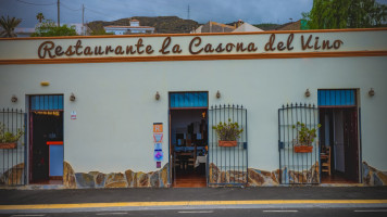 La Casona Del Vino outside