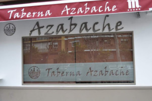 Taberna Azabache inside