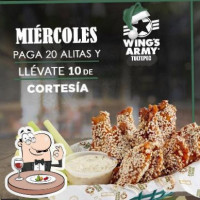 Wing’s Army Tultepec food