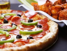 Pizza Wings Express food