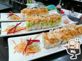 Sushi Monna food