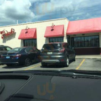 Frisch's Big Boy outside