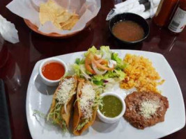 Nada Fresh Mexican Grill food