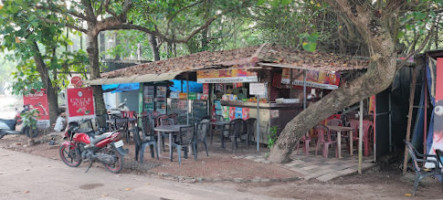 Salims Beach Cafe inside