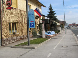 Restavracija Pristan outside