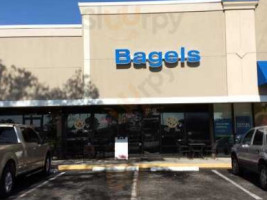 Bagel Guys outside