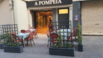 A Pompeia inside