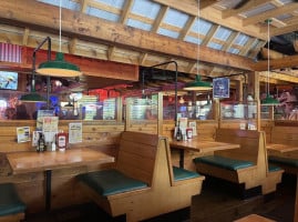 Texas Roadhouse inside