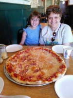 Guido's Original New York Style Pizza Downtown outside